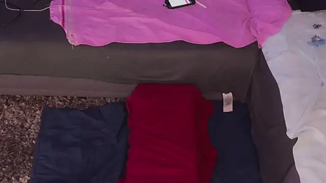 Snapshot of Nebenangeil chatting on 02/16/25, 02:53 Nebenangeil online show from 02/16/25, 02:53