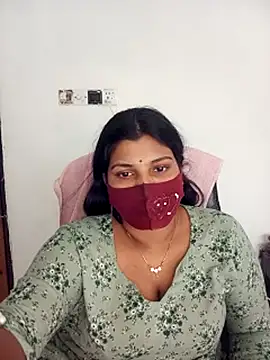 Hot-Angel  online show from 11/18/25, 05:45