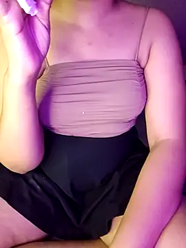 Olivia3 online show from 10/07/25, 07:55