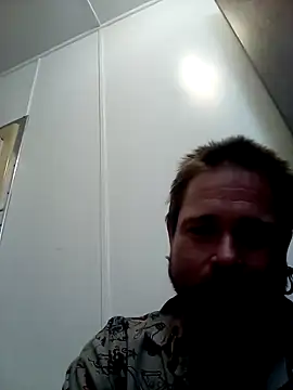 Snapshot of chewciferthered chatting on 12/13/24, 09:52 chewciferthered online show from 12/13/24, 09:52