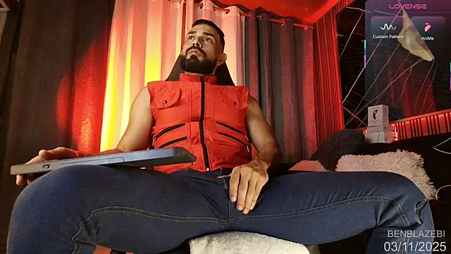 Snapshot of BEN_BLAZE chatting on 11/03/25, 06:14 BEN BLAZE online show from 11/03/25, 06:14