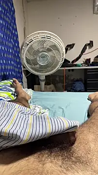 Snapshot of BEN_BLAZE chatting on 11/18/25, 08:57 BEN BLAZE online show from 11/18/25, 08:57