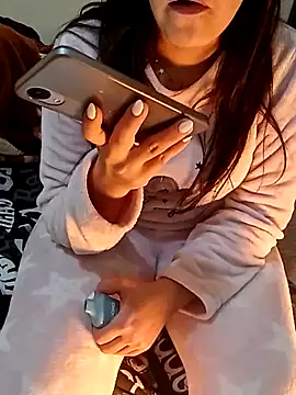 ShadiaStar online show from 01/18/25, 09:45