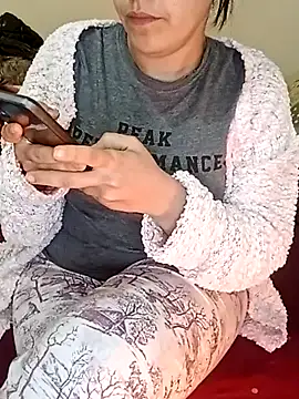 ShadiaStar online show from 03/10/25, 08:45