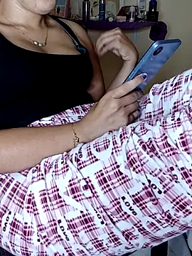 ShadiaStar online show from 10/02/25, 01:29