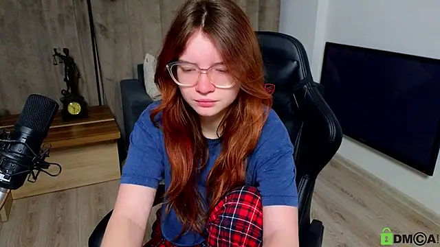 Sonya Glen online show from 02/22/25, 06:41