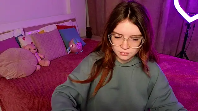 Sonya Glen online show from 03/20/25, 01:46