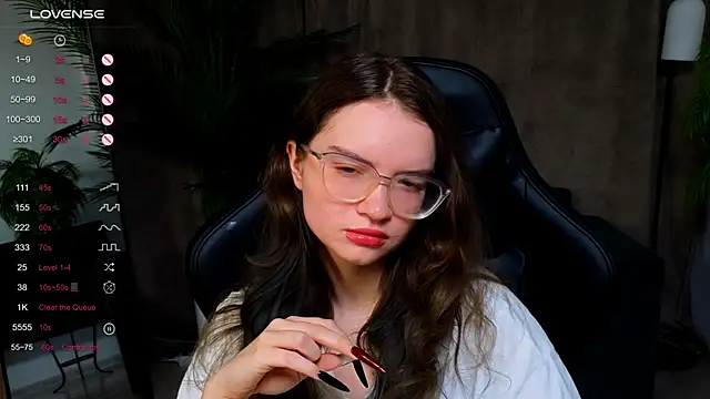 Sonya Glen online show from 09/09/25, 12:32