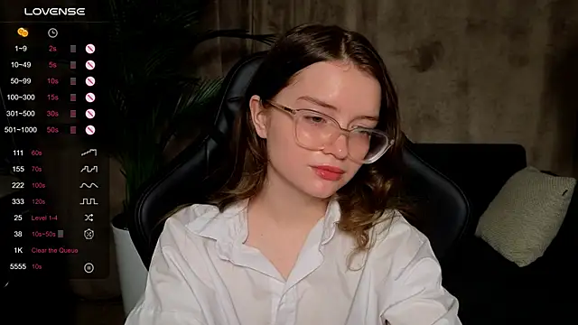 Sonya Glen online show from 09/19/25, 10:10