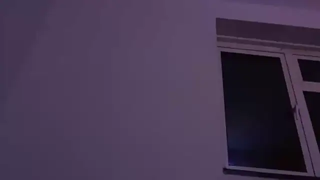 Snapshot of houy111111 chatting on 11/13/25, 05:23 houy111111 online show from 11/13/25, 05:23