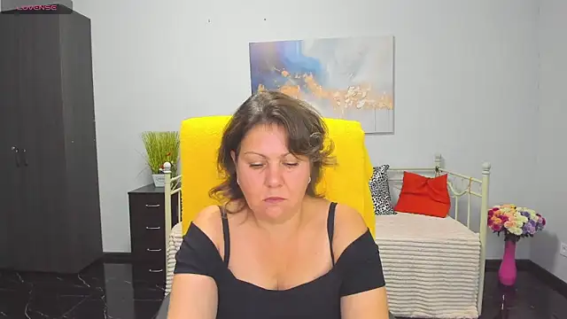 Snapshot of Milana_Blake chatting on 09/24/25, 12:30 Milana Blake online show from 09/24/25, 12:30