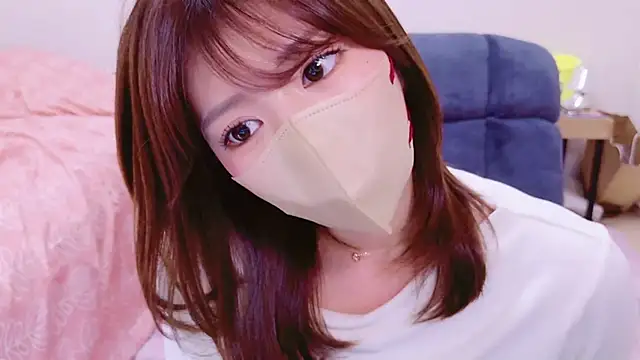 Runarunapi online show from 10/19/25, 02:18