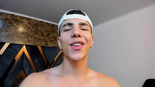 Flynn Riider online show from 01/11/25, 02:36