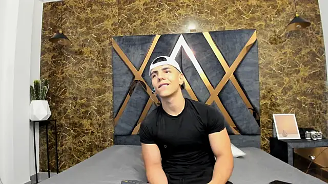 Flynn Riider online show from 01/15/25, 11:32