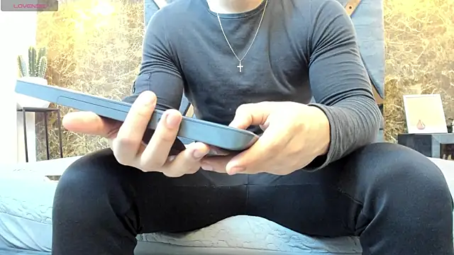 Flynn Riider online show from 02/15/25, 11:28