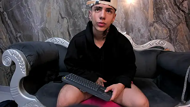 Flynn Riider online show from 09/16/25, 11:33