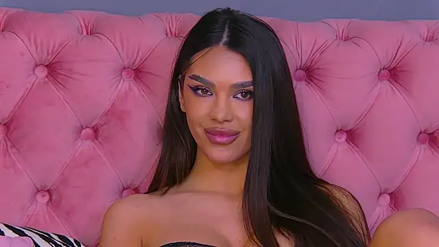 Nicole Diva online show from 02/05/25, 01:00