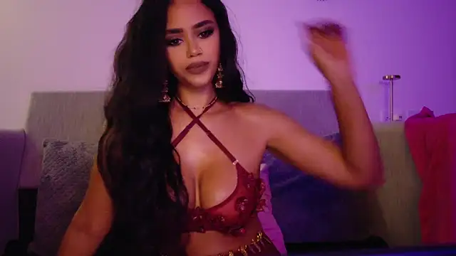 Snapshot of MayaIndica chatting on 10/19/25, 12:44 MayaIndica online show from 10/19/25, 12:44