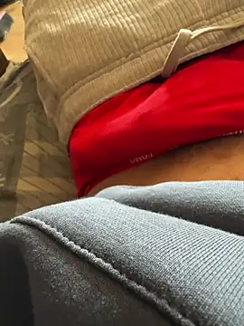 Snapshot of 234luca chatting on 01/17/25, 12:52 234luca online show from 01/17/25, 12:52