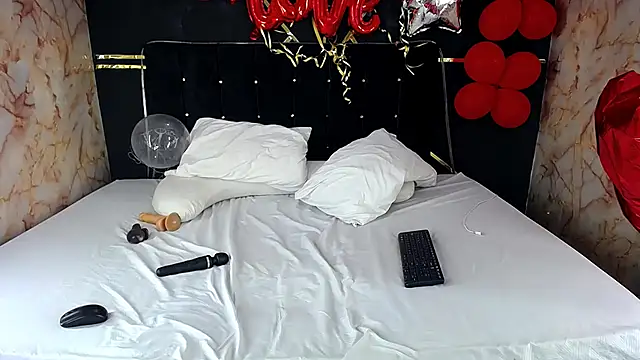 Snapshot of AmandaRobers chatting on 02/17/25, 08:58 AmandaRobers online show from 02/17/25, 08:58