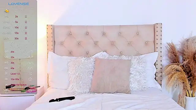 marilynrossy online show from 03/17/25, 03:47