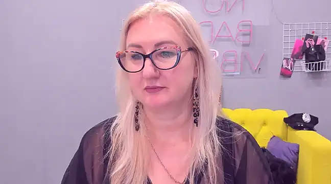 Snapshot of ChristyBrooks chatting on 01/17/25, 03:11 ChristyBrooks online show from 01/17/25, 03:11