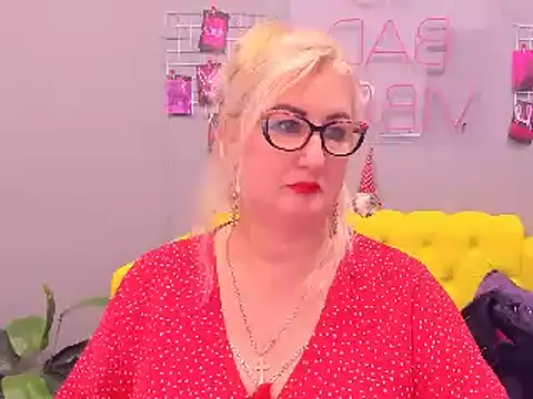 Snapshot of ChristyBrooks chatting on 01/21/25, 06:12 ChristyBrooks online show from 01/21/25, 06:12