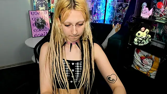 Lexy-Woorhez online show from 03/15/25, 02:12