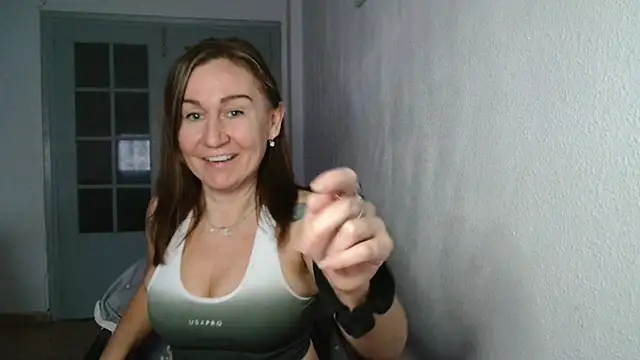 TamaraSweetxo online show from 12/23/24, 04:39