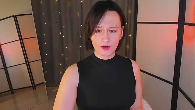 Snapshot of Nicole_Cidman chatting on 02/18/25, 11:00 Nicole Cidman online show from 02/18/25, 11:00
