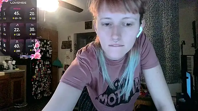 Snapshot of _hellostormy_ chatting on 02/11/25, 10:26 hellostormy online show from 02/11/25, 10:26