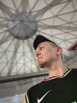 adam-rivera online show from 09/13/25, 02:33