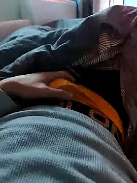 Snapshot of ariel-rick chatting on 12/11/24, 08:04 ariel-rick online show from 12/11/24, 08:04