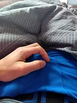 Snapshot of ariel-rick chatting on 12/12/24, 09:19 ariel-rick online show from 12/12/24, 09:19