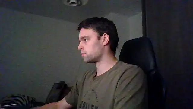 Snapshot of The_big_viking_ chatting on 01/21/25, 08:43 The big viking online show from 01/21/25, 08:43