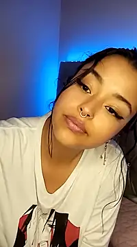 Snapshot of Ariana_Pierce chatting on 01/22/25, 08:18 Ariana Pierce online show from 01/22/25, 08:18