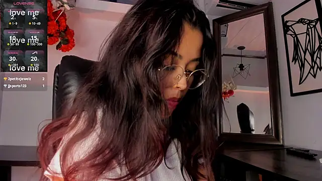 Snapshot of Ariana_Pierce chatting on 01/29/25, 07:46 Ariana Pierce online show from 01/29/25, 07:46