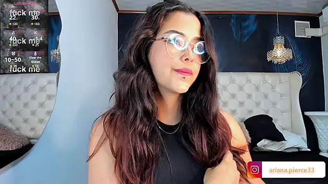 Snapshot of Ariana_Pierce chatting on 03/07/25, 06:46 Ariana Pierce online show from 03/07/25, 06:46