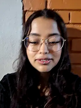 Snapshot of Ariana_Pierce chatting on 03/20/25, 11:56 Ariana Pierce online show from 03/20/25, 11:56