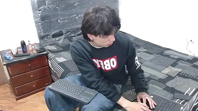 pervertsteens3 online show from 11/06/25, 07:04