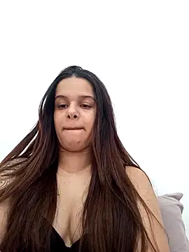 Snapshot of princesaa98 chatting on 09/27/25, 04:23 princesaa98 online show from 09/27/25, 04:23