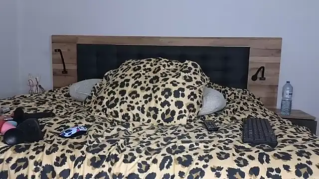 Snapshot of vera_jim chatting on 11/14/25, 07:07 vera jim online show from 11/14/25, 07:07