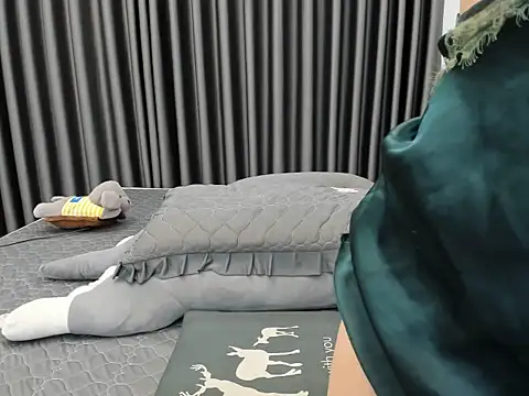 Snapshot of Mariataka chatting on 03/04/25, 03:48 Mariataka online show from 03/04/25, 03:48