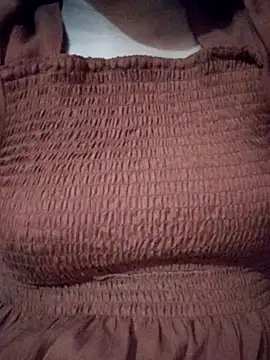 Snapshot of Babby_girl08 chatting on 10/12/25, 02:21 Babby girl08 online show from 10/12/25, 02:21