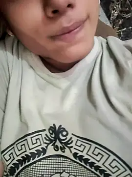 Snapshot of Babby_girl08 chatting on 10/29/25, 03:20 Babby girl08 online show from 10/29/25, 03:20