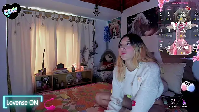 Snapshot of cuteweed420 chatting on 10/28/25, 08:44 cuteweed420 online show from 10/28/25, 08:44