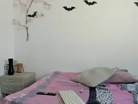 TU BEBE18 online show from 01/21/25, 08:54