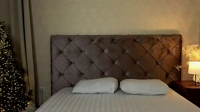 Milla Aheo online show from 12/14/24, 01:05