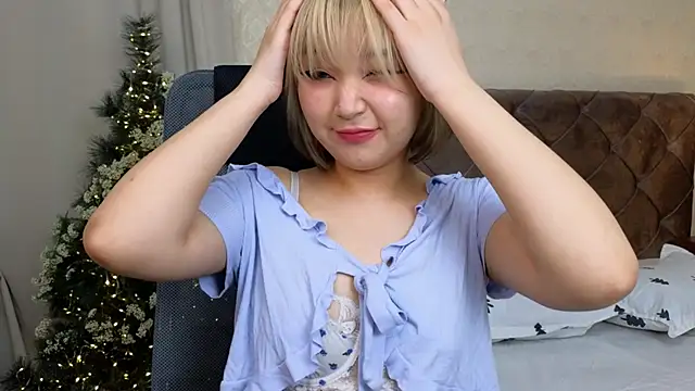 Milla Aheo online show from 12/23/24, 04:39