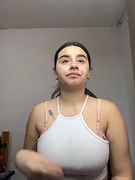 SaraBraun  online show from 10/02/25, 04:47